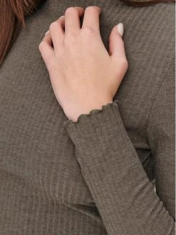 ONLY Γυναίκες Μπλουζάκια Μπλουζάκι Emma 15180040 Καφέ Slim Fit 12 ONLY Γυναίκες Μπλουζάκια Μπλουζάκι Emma 15180040 Καφέ Slim Fit -Φτηνός Only Κατάστημα unnamed file 1298