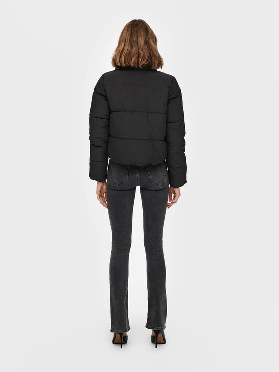 ONLY Γυναίκες Χειμωνιάτικα Μπουφάν Μπουφάν πουπουλένιο Dolly 15205371 Μαύρο Regular Fit 5 ONLY Γυναίκες Χειμωνιάτικα Μπουφάν Μπουφάν πουπουλένιο Dolly 15205371 Μαύρο Regular Fit - Image 3