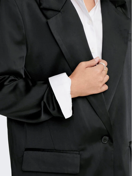 ONLY Γυναίκες Σακάκια & Μπλέιζερ Μπλέιζερ Lana-Mayra 15275720 Μαύρο Regular Fit 8 ONLY Γυναίκες Σακάκια & Μπλέιζερ Μπλέιζερ Lana-Mayra 15275720 Μαύρο Regular Fit - Image 6